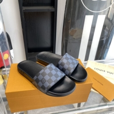 Louis Vuitton Slippers